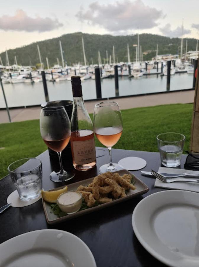 Boathouse Port Of Airlie Leilighet Airlie Beach Eksteriør bilde